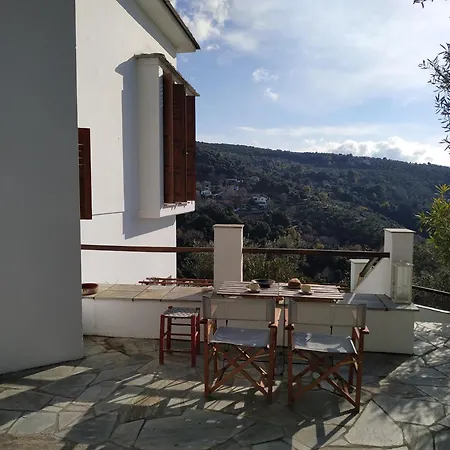 Comfy Modern House In Afetes Afétai